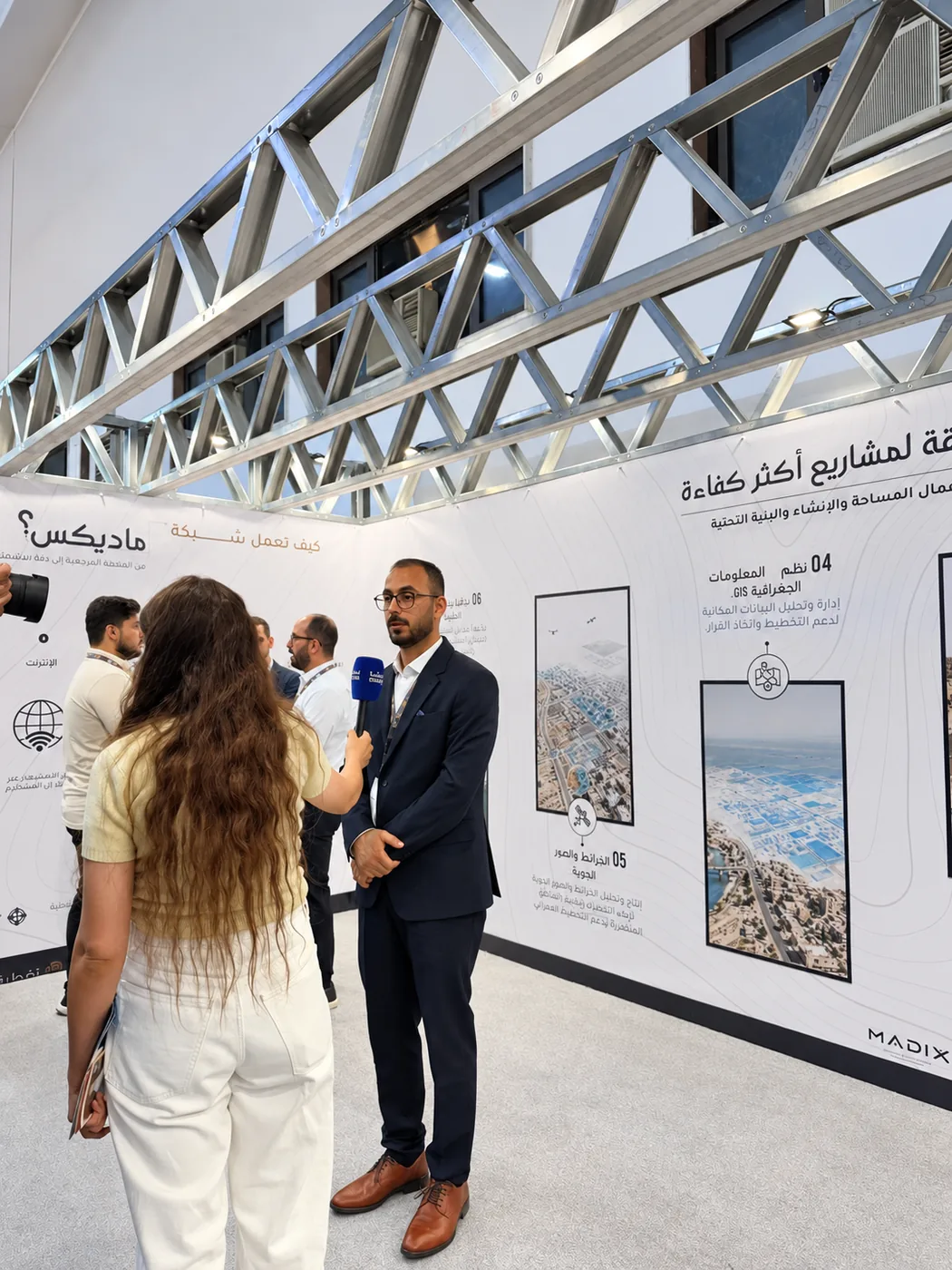 لقاء إعلامي خلال مشاركة ماديكس في المعرض